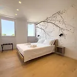 Apartment Bluemare E Blueterra Tirabora Short Rent, Con Parcheggio Privato Trieste