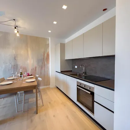 Blue Life Tirabora Short Rent *