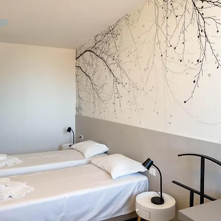 Blue Life Tirabora Short Rent Апартаменты