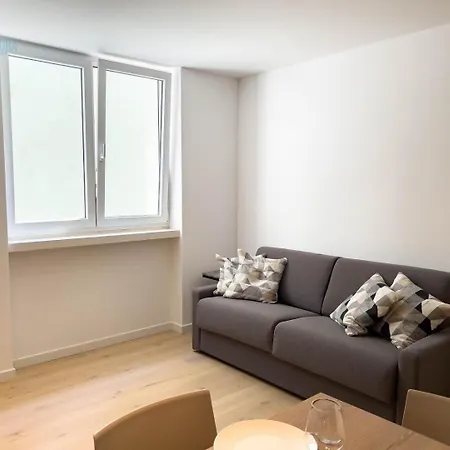 Blue Life Tirabora Short Rent