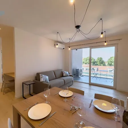 Blue Life Tirabora Short Rent