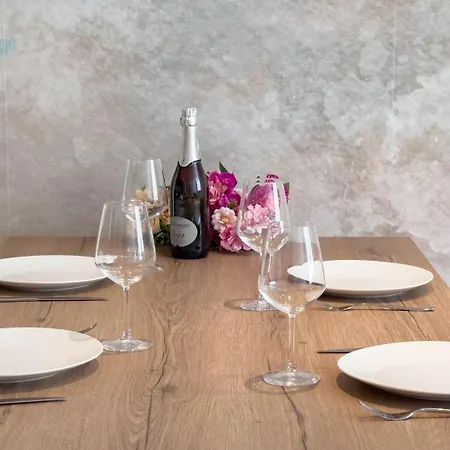 דירה Blue Life Tirabora Short Rent