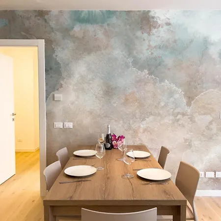 Blue Life Tirabora Short Rent *