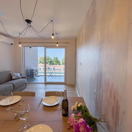 דירה Blue Life Tirabora Short Rent