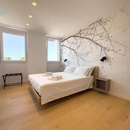 Апартаменты Blue Life Tirabora Short Rent Триест