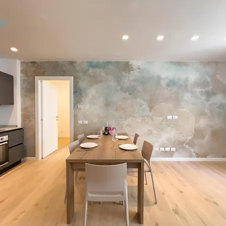 Blue Life Tirabora Short Rent *