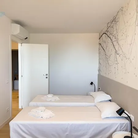 Blue Life Tirabora Short Rent Апартаменты Триест